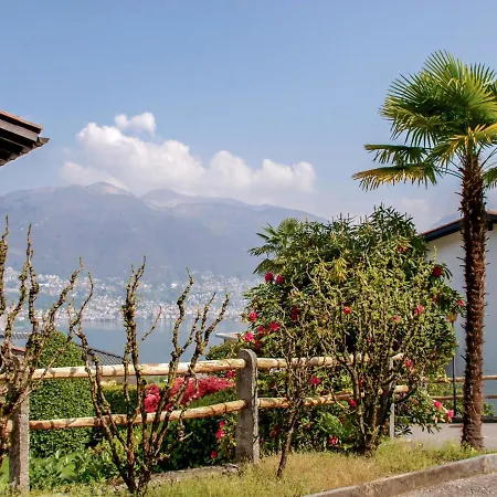 Miralago Apt- C23 By Interhome شقة *