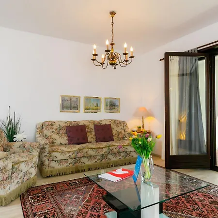 Miralago Apt- C23 By Interhome *