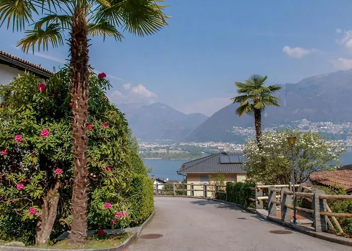 Miralago Apt- C23 By Interhome 아파트